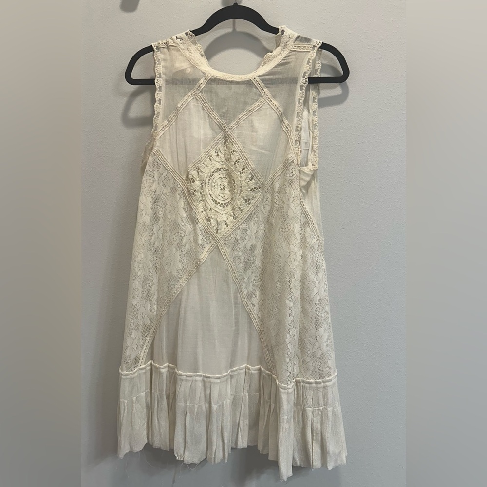 GUC Cream Free People Dress Size Medium